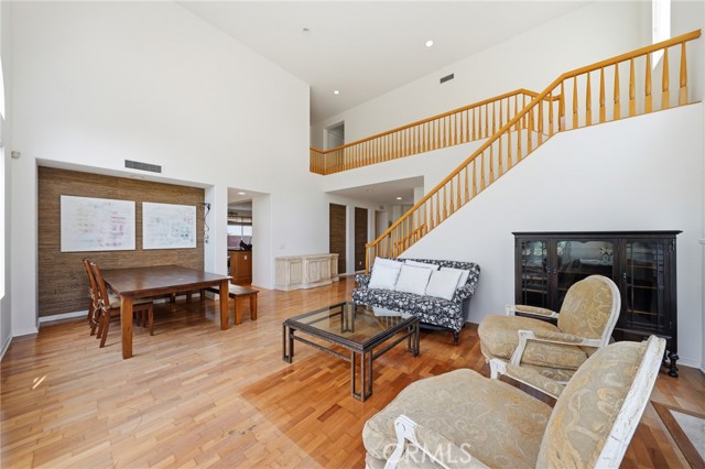 Detail Gallery Image 17 of 50 For 8251 E Marblehead Way, Anaheim Hills,  CA 92808 - 5 Beds | 3 Baths