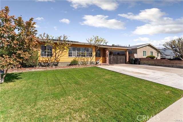 2517 E Walnut Creek, West Covina CA: https://media.crmls.org/medias/c3793932-4598-42a4-8742-d83b9d14f8b4.jpg