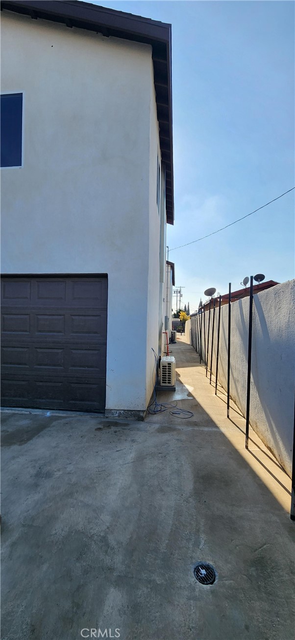 Detail Gallery Image 4 of 5 For 1407 W 59th Pl, Los Angeles,  CA 90047 - – Beds | – Baths