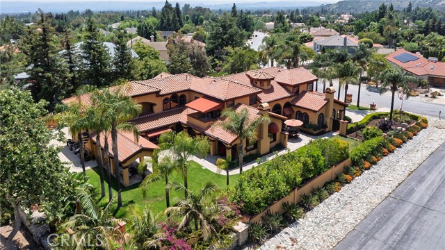 948 Peninsula Avenue, Claremont CA: https://media.crmls.org/medias/c3798ea1-715c-430b-9fee-83a73a071e3a.jpg
