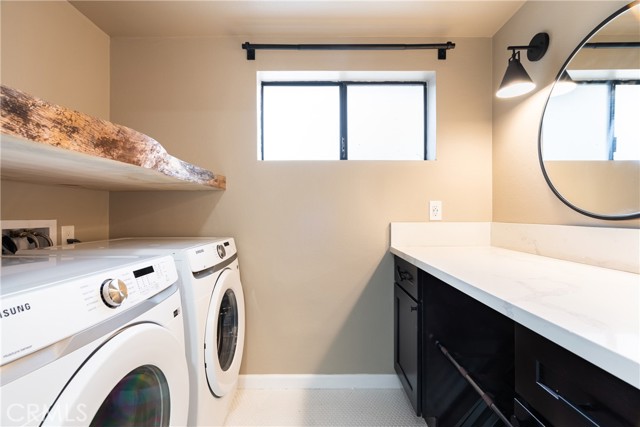 Detail Gallery Image 25 of 45 For 1117 Crater Mountain, Big Bear City,  CA 92314 - 5 Beds | 3 Baths