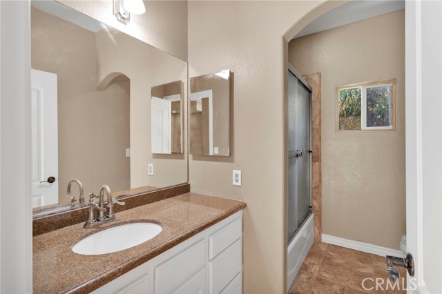 Detail Gallery Image 25 of 65 For 17412 Danbury Ave, Hesperia,  CA 92345 - 6 Beds | 3 Baths