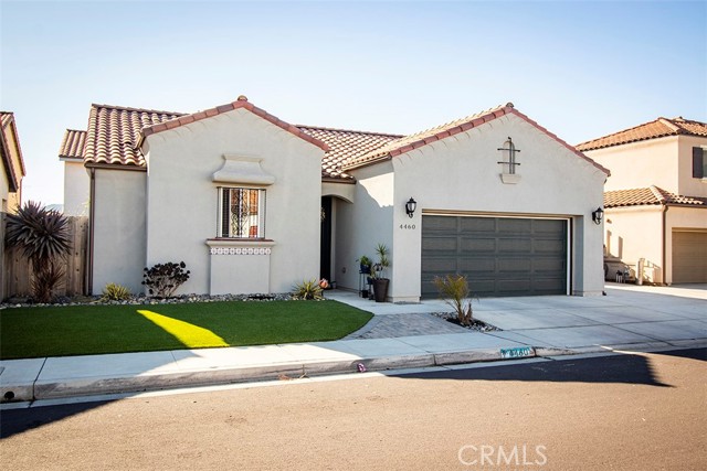 Detail Gallery Image 1 of 35 For 4460 La Joya Dr, Guadalupe,  CA 93434 - 3 Beds | 2 Baths