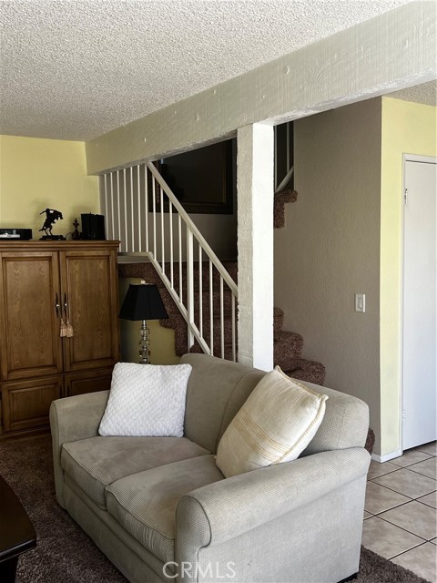 Detail Gallery Image 16 of 37 For 1237 Crestwood Dr, Upland,  CA 91786 - 2 Beds | 1/1 Baths