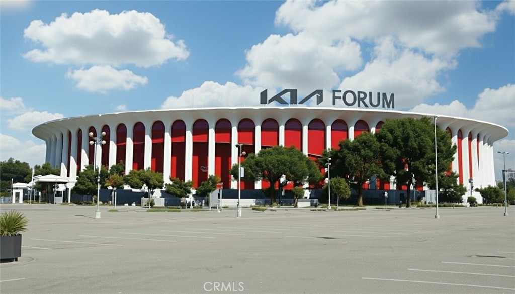https://media.crmls.org/medias/c37d6b7d-6b91-45c9-884f-53362c1d459a.jpg?preset=X-Large
