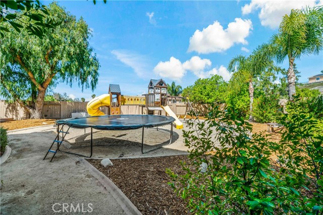 Detail Gallery Image 32 of 36 For 33429 Corte Figueroa, Temecula,  CA 92592 - 4 Beds | 2/1 Baths