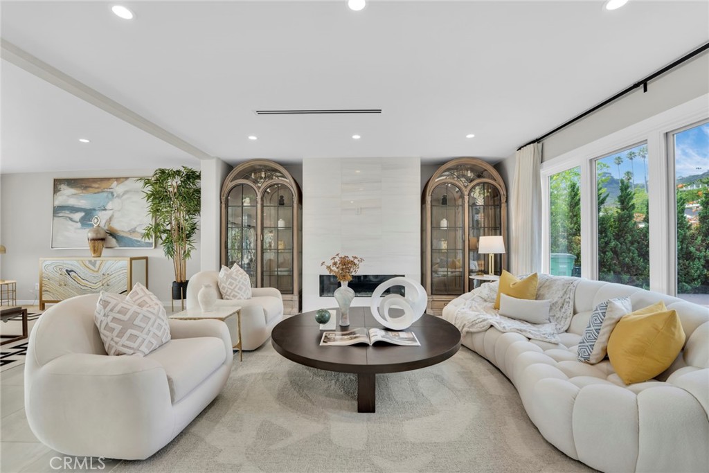 MLS #WS25226127 image #13