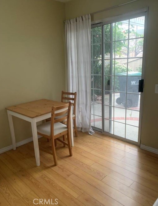 Detail Gallery Image 2 of 9 For 12 Whitecloud, Irvine,  CA 92614 - 7 Beds | 3/1 Baths