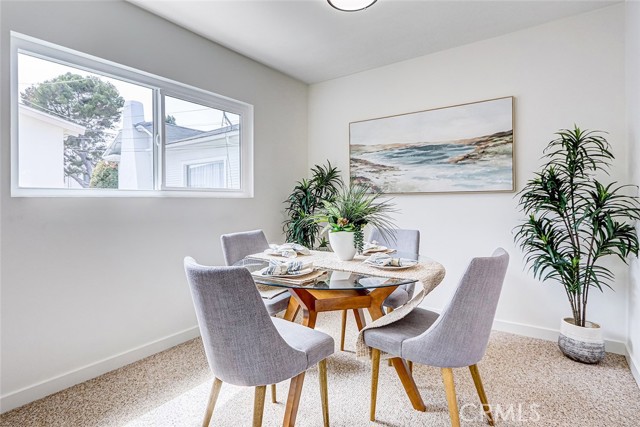 426 S Broadway, Redondo Beach CA: https://media.crmls.org/medias/c37ee629-6c87-497d-9162-53ad3bd8bfe9.jpg