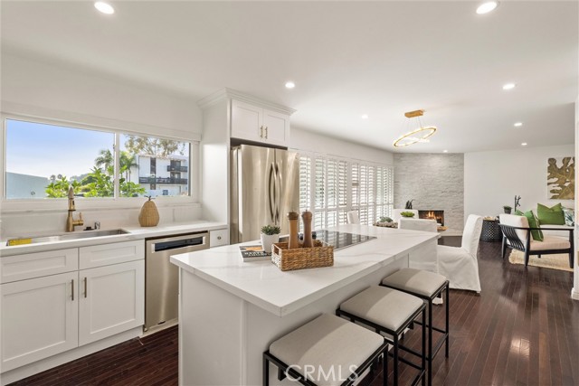 Detail Gallery Image 14 of 48 For 32541 Coastsite Dr, Rancho Palos Verdes,  CA 90275 - 3 Beds | 3 Baths
