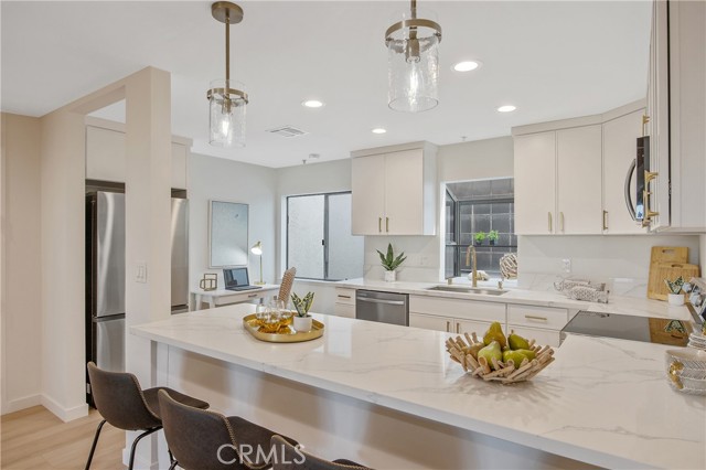 Detail Gallery Image 21 of 51 For 4600 via Dolce #206,  Marina Del Rey,  CA 90292 - 2 Beds | 2 Baths