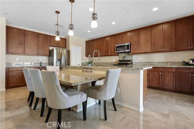 Detail Gallery Image 11 of 49 For 43583 Anatra Pl, Indio,  CA 92203 - 5 Beds | 3/1 Baths