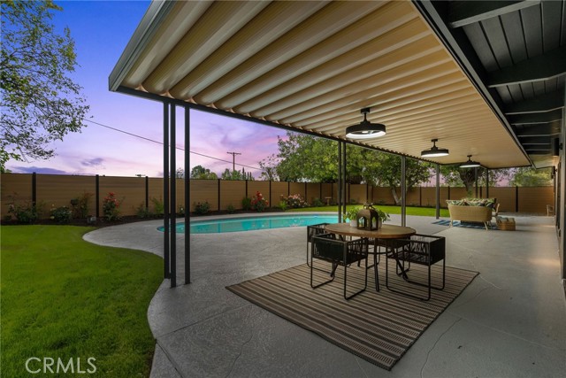 24201 Caris Street, Woodland Hills CA: https://media.crmls.org/medias/c3801523-59d6-40ec-ae39-f4571f0befa9.jpg
