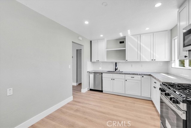 73461 El Paseo Drive, 29 Palms CA: https://media.crmls.org/medias/c381d4c4-91dc-452b-8f4f-bcae80f7626c.jpg