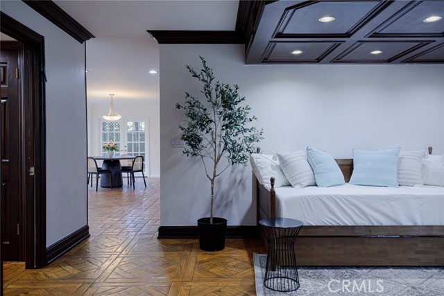 Detail Gallery Image 11 of 43 For 16842 Harkness, Huntington Beach,  CA 92649 - 4 Beds | 2/1 Baths