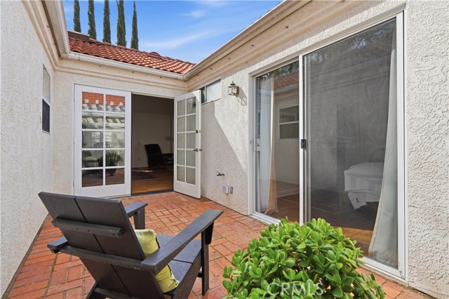 Image 21 of 38 For 26352 Ivrea  