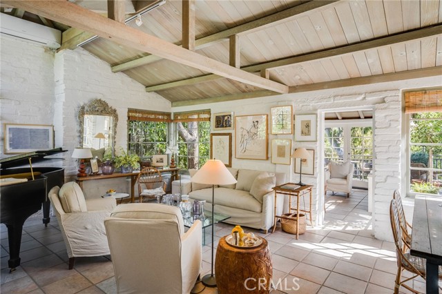 Detail Gallery Image 9 of 34 For 724 Poppy Ave, Corona Del Mar,  CA 92625 - 2 Beds | 1 Baths