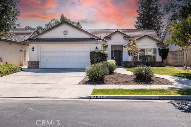 Detail Gallery Image 3 of 31 For 9815 Cabbage Rose, Bakersfield,  CA 93311 - 2 Beds | 2 Baths