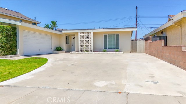 511 Gwynwood Avenue, La Habra CA: https://media.crmls.org/medias/c382d33f-0405-43ae-a234-1d3008799bbd.jpg