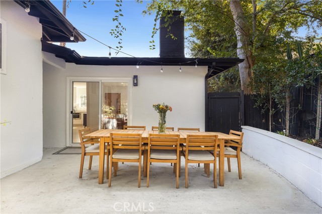 3181 Cadet Ct, Los Angeles, CA 90068 photo 17