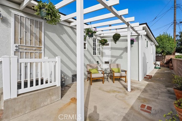 1601 18th Street, Manhattan Beach, California 90266, 3 Bedrooms Bedrooms, ,1 BathroomBathrooms,Residential,Sold,18th,SB21241206