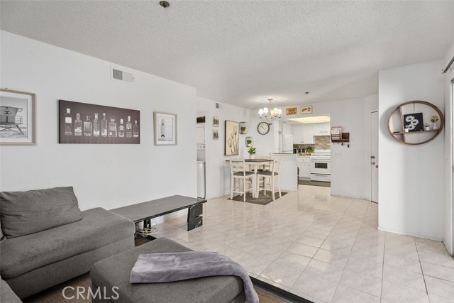 Detail Gallery Image 13 of 41 For 4201 W 5th St #225,  Santa Ana,  CA 92703 - 2 Beds | 1 Baths