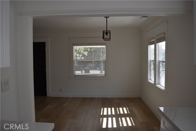 231 W Railway Street, San Dimas CA: https://media.crmls.org/medias/c3842d0c-cfd7-4e35-983d-91dae5d11605.jpg