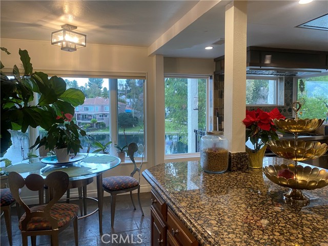 Detail Gallery Image 12 of 20 For 4609 Park Mirasol, Calabasas,  CA 91302 - 3 Beds | 3/1 Baths