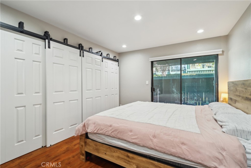 MLS #OC25179659 img 9