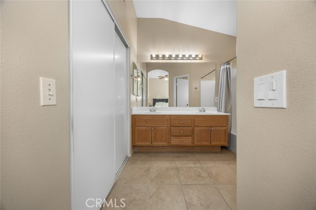 Detail Gallery Image 32 of 54 For 8847 Flintridge Ln, Corona,  CA 92883 - 3 Beds | 2/1 Baths