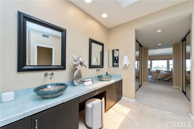 Detail Gallery Image 26 of 39 For 1 Titan, Irvine,  CA 92603 - 4 Beds | 3/1 Baths