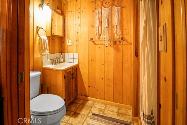 Detail Gallery Image 23 of 30 For 33020 Arrowbear Dr, Running Springs,  CA 92382 - 3 Beds | 2/1 Baths