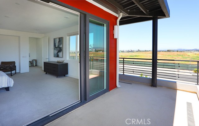 99 Waypoint, Tustin CA: https://media.crmls.org/medias/c387ad31-7b09-4166-8e26-13ddd6ee5034.jpg