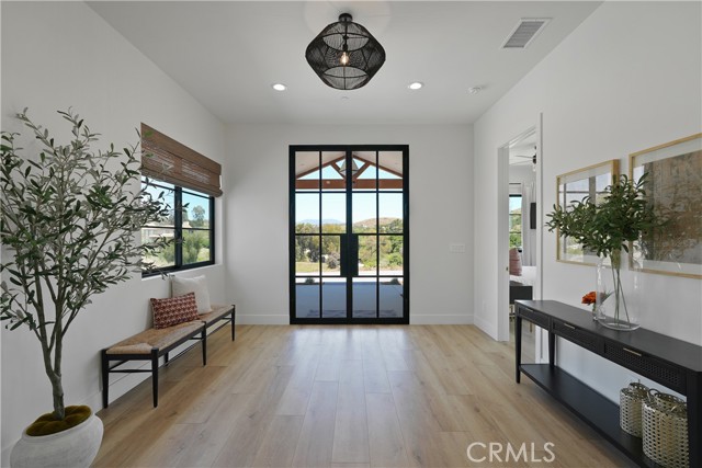 Detail Gallery Image 12 of 63 For 38721 Calle De Toros, Temecula,  CA 92592 - 5 Beds | 4 Baths