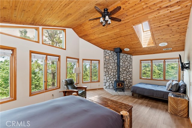 Detail Gallery Image 22 of 50 For 1377 La Crescenta Dr, Big Bear City,  CA 92314 - 3 Beds | 3/1 Baths