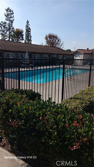 Detail Gallery Image 17 of 18 For 10415 Hayford St #B,  Bellflower,  CA 90706 - 2 Beds | 2 Baths