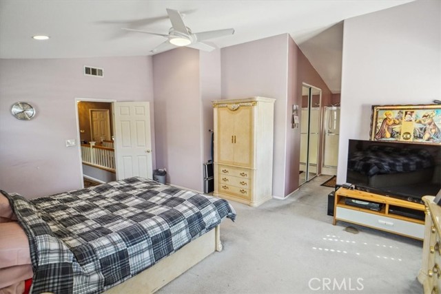29720 Creekbed Road, Castaic CA: https://media.crmls.org/medias/c38985d2-108c-42d4-b823-145a3ce0c029.jpg