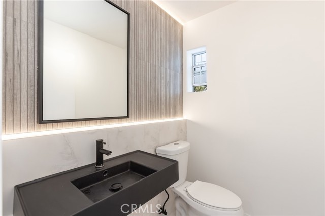 Detail Gallery Image 12 of 25 For 3091 Chadwick, Los Angeles,  CA 90032 - 3 Beds | 2 Baths