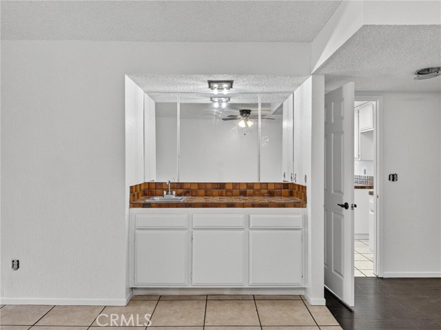 Detail Gallery Image 7 of 29 For 1419 W 179th #9,  Gardena,  CA 90248 - 2 Beds | 2 Baths