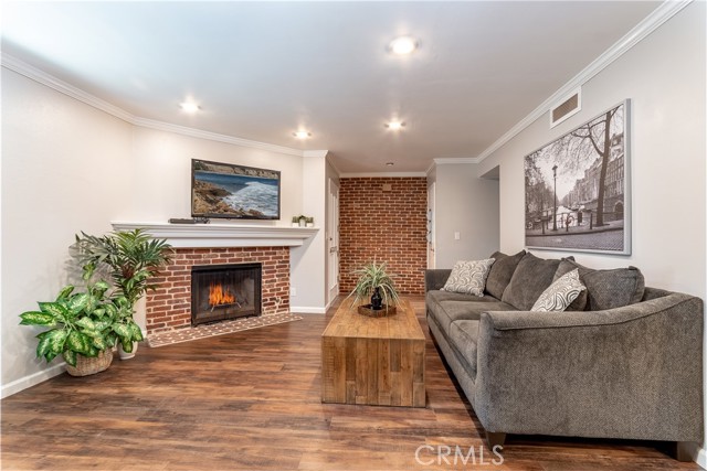 Detail Gallery Image 1 of 1 For 6716 Clybourn Ave #146,  North Hollywood,  CA 91606 - 2 Beds | 2 Baths