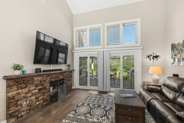 Detail Gallery Image 10 of 43 For 38649 Bears Paw Dr, Murrieta,  CA 92562 - 2 Beds | 2/1 Baths