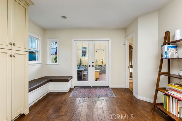 Detail Gallery Image 17 of 44 For 209 Ximeno Ave, Long Beach,  CA 90803 - 3 Beds | 2 Baths