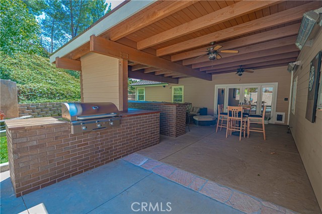 Detail Gallery Image 43 of 65 For 22422 Los Rogues Dr, Saugus,  CA 91350 - 4 Beds | 3/1 Baths