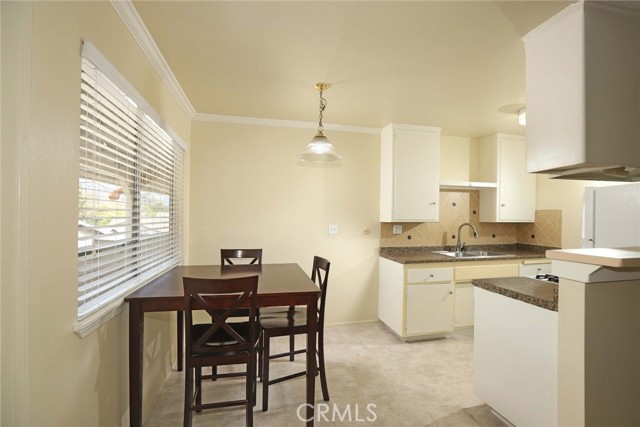 Detail Gallery Image 4 of 13 For 460 Vista Ave #C,  Pasadena,  CA 91107 - 3 Beds | 2 Baths