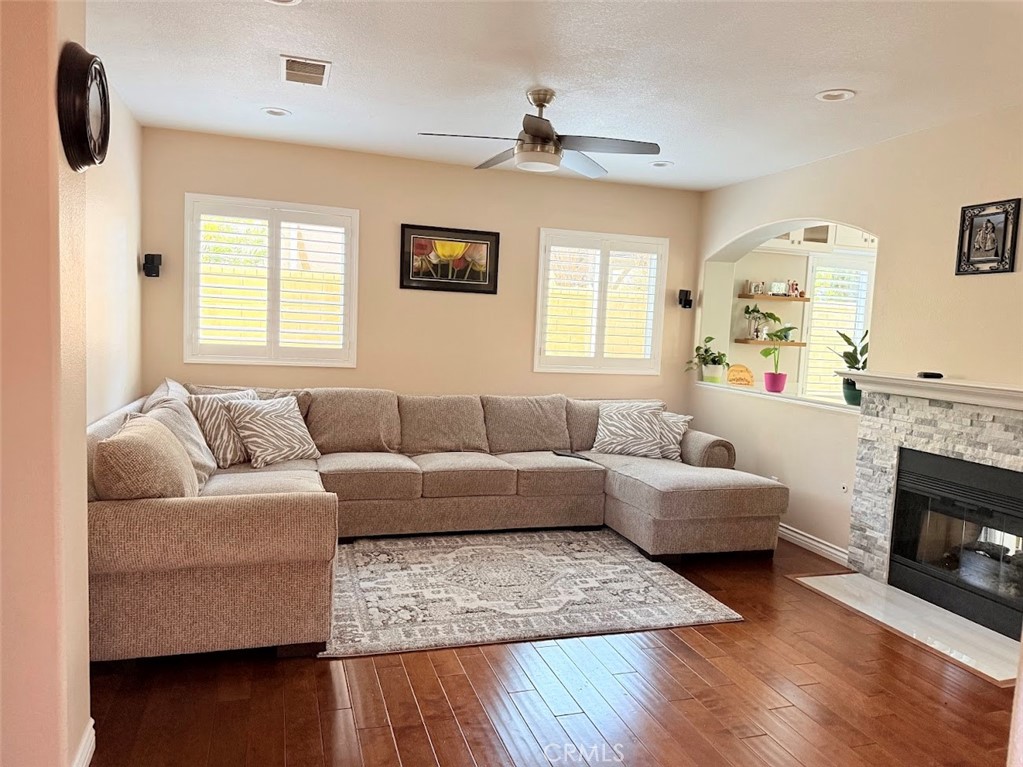 MLS #IG25276583 image #3