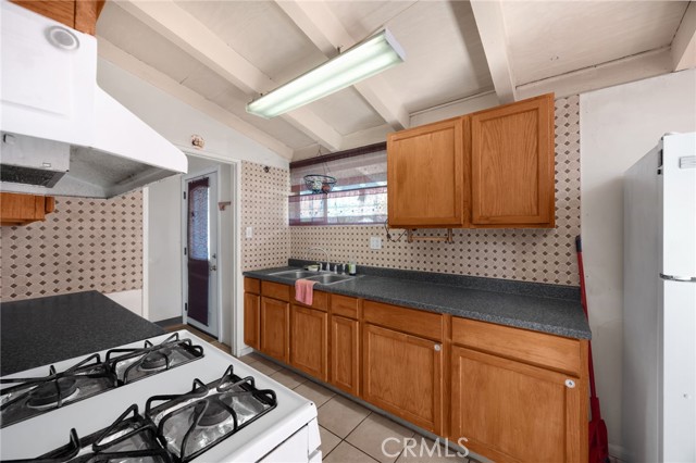 Detail Gallery Image 9 of 50 For 10919 1st, Whittier,  CA 90603 - 4 Beds | 2 Baths