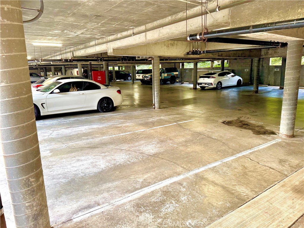 MLS #OC25253202 image #22