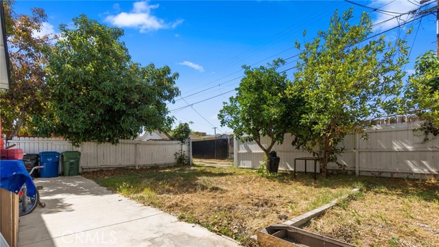 Detail Gallery Image 43 of 62 For 413 E 81st St, Los Angeles,  CA 90003 - – Beds | – Baths