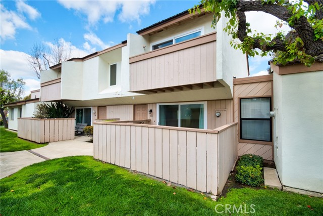 Detail Gallery Image 1 of 1 For 366 E Glen Ct, Brea,  CA 92821 - 3 Beds | 1/1 Baths