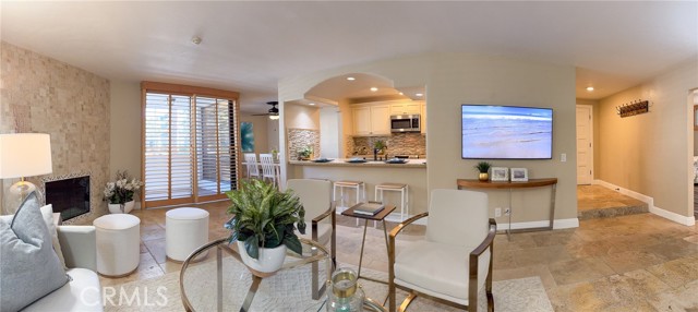 Detail Gallery Image 10 of 40 For 575 Esplanade #102,  Redondo Beach,  CA 90277 - 3 Beds | 2 Baths